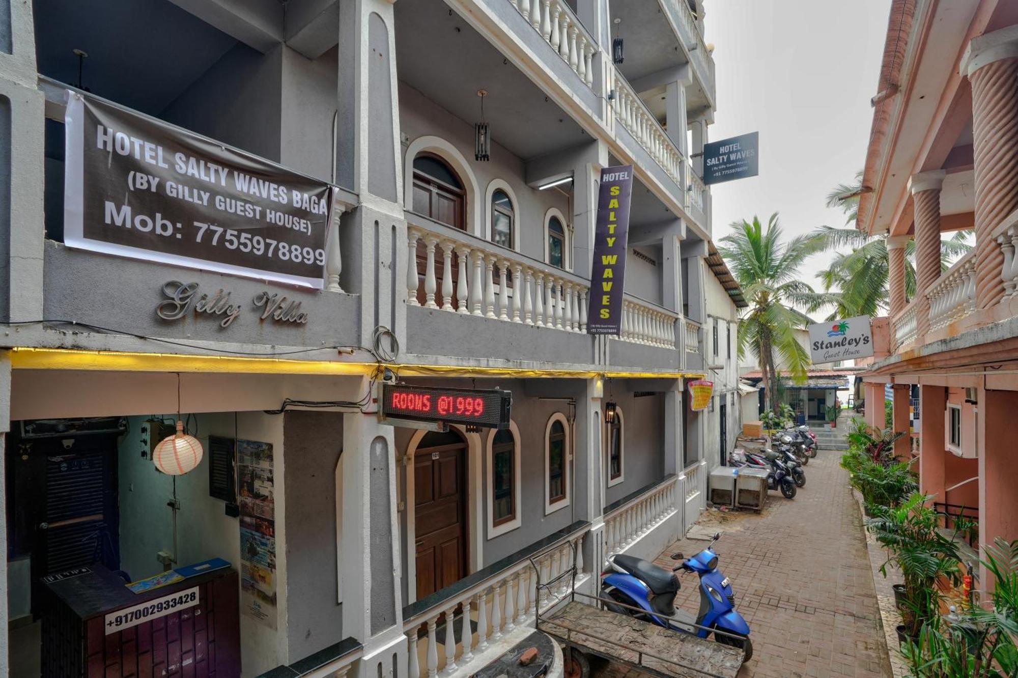 Hotel Salty Waves Baga Esterno foto
